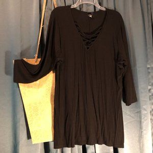 Torrid Black V-neck W/ Shoe String Design Accent. (Torrid tub).